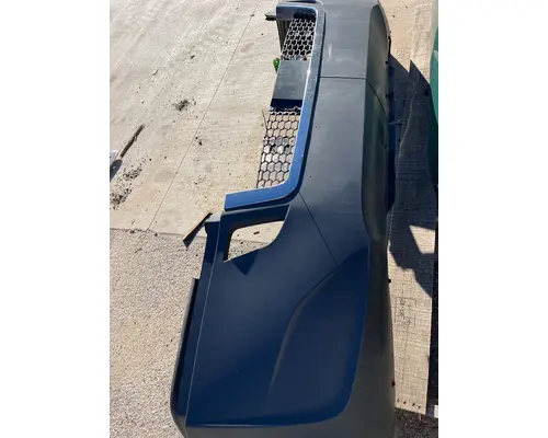 FREIGHTLINER CASCADIA Bumper Assembly, Front