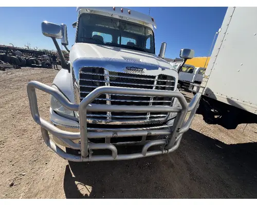 FREIGHTLINER CASCADIA Bumper Assembly, Front