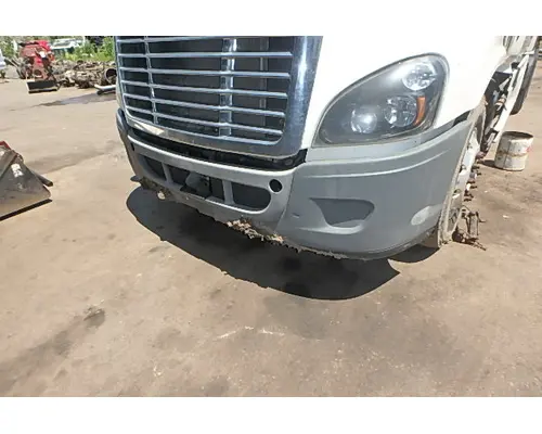 FREIGHTLINER CASCADIA Bumper Assembly, Front
