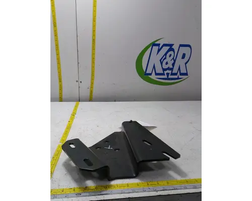 FREIGHTLINER CASCADIA Bumper Bracket, Front