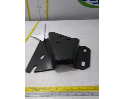 FREIGHTLINER CASCADIA Bumper Bracket, Front