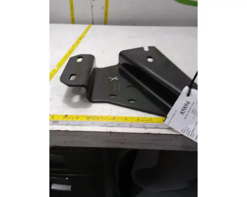 FREIGHTLINER CASCADIA Bumper Bracket, Front