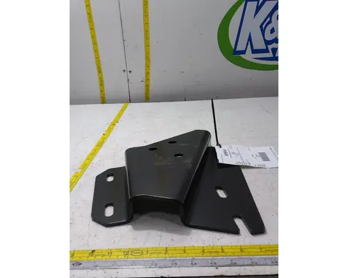 FREIGHTLINER CASCADIA Bumper Bracket, Front