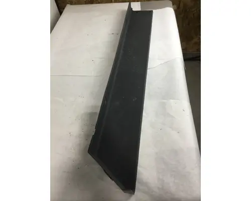 FREIGHTLINER CASCADIA CAB INTERIOR PARTS