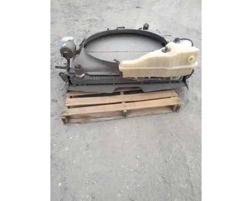 FREIGHTLINER CASCADIA COOLING PACKAGE (RADCACCOND)