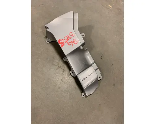 FREIGHTLINER CASCADIA COWL