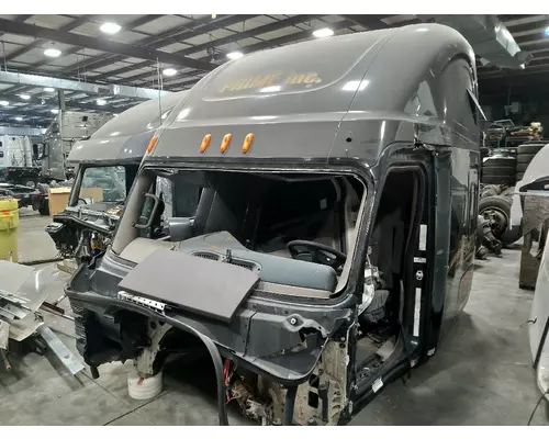 FREIGHTLINER CASCADIA Cab Assembly