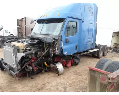 FREIGHTLINER CASCADIA Cab Clip