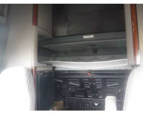 FREIGHTLINER CASCADIA Cab Clip