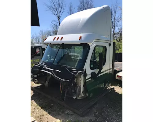 FREIGHTLINER CASCADIA Cab Cut