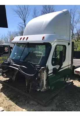 FREIGHTLINER CASCADIA Cab Cut