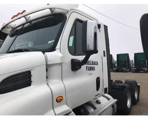 FREIGHTLINER CASCADIA Cab Cut