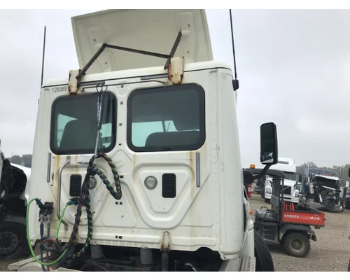 FREIGHTLINER CASCADIA Cab Cut