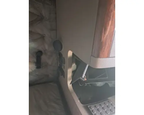 FREIGHTLINER CASCADIA Cab Mount