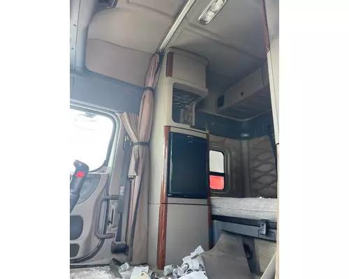 FREIGHTLINER CASCADIA Cab Mount