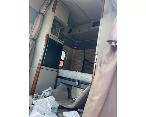FREIGHTLINER CASCADIA Cab Mount