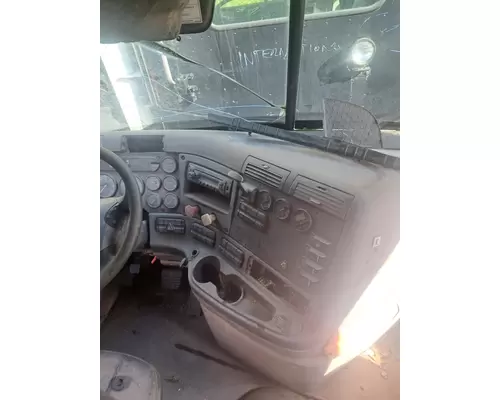 FREIGHTLINER CASCADIA Cab or Cab Mount