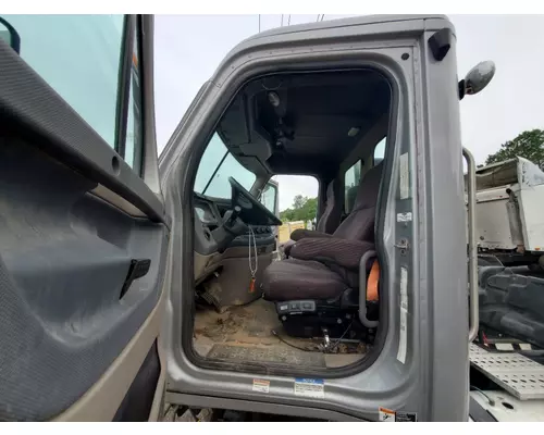 FREIGHTLINER CASCADIA Cab