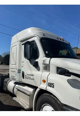 FREIGHTLINER CASCADIA Cab