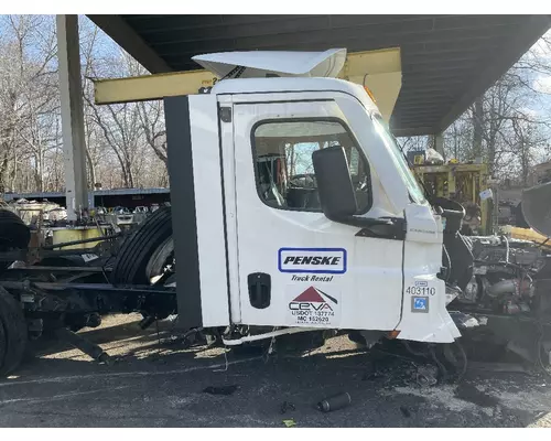 FREIGHTLINER CASCADIA Cab