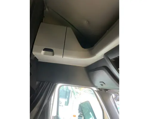 FREIGHTLINER CASCADIA Cab