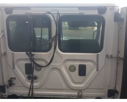 FREIGHTLINER CASCADIA Cab