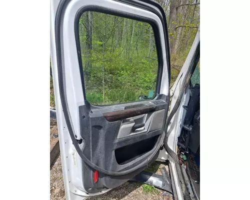 FREIGHTLINER CASCADIA Cab