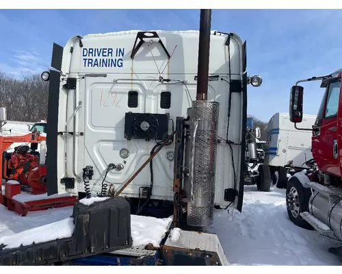 FREIGHTLINER CASCADIA Cab