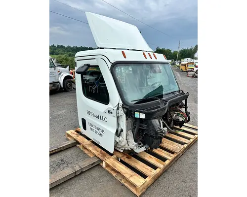 FREIGHTLINER CASCADIA Cab