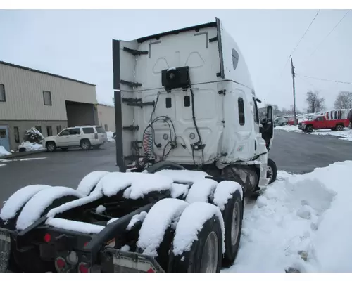 FREIGHTLINER CASCADIA Cab