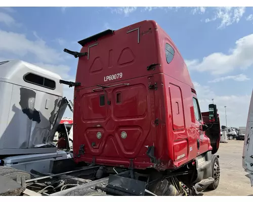 FREIGHTLINER CASCADIA Cab