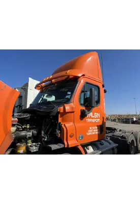 FREIGHTLINER CASCADIA Cab