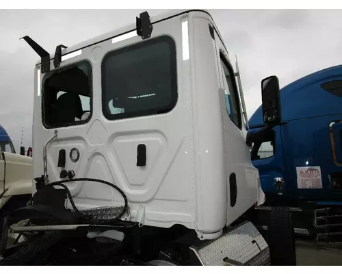 FREIGHTLINER CASCADIA Cab