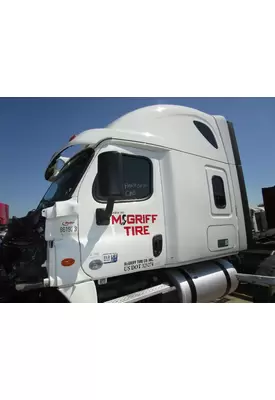 FREIGHTLINER CASCADIA Cab