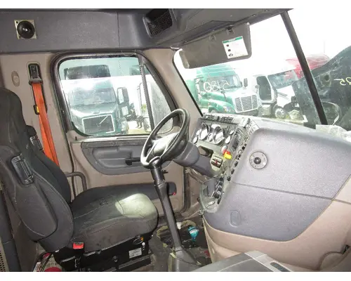 FREIGHTLINER CASCADIA Cab