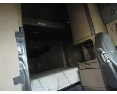 FREIGHTLINER CASCADIA Cab
