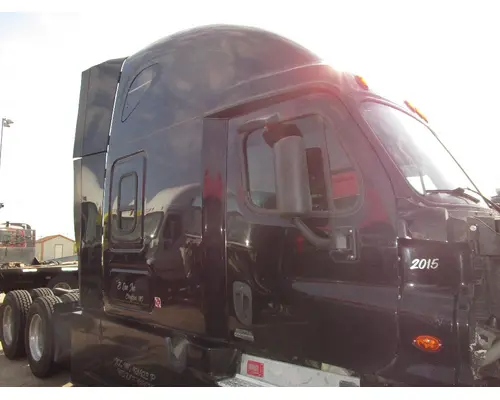 FREIGHTLINER CASCADIA Cab