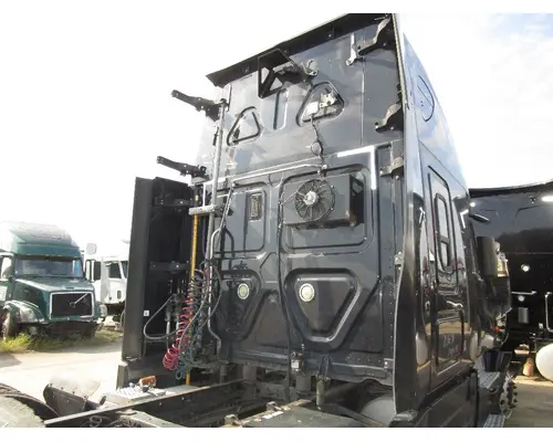 FREIGHTLINER CASCADIA Cab