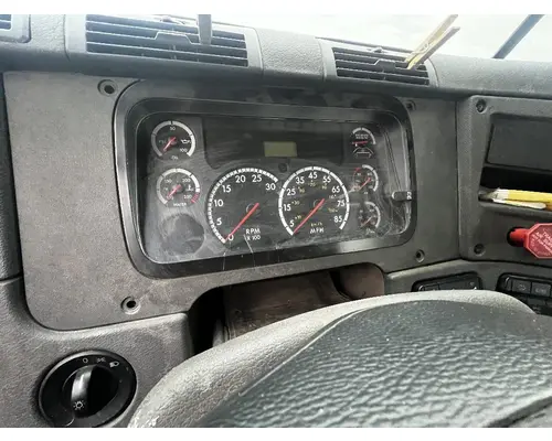 FREIGHTLINER CASCADIA Cab