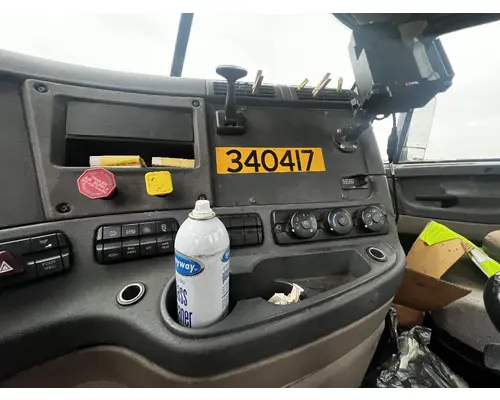FREIGHTLINER CASCADIA Cab