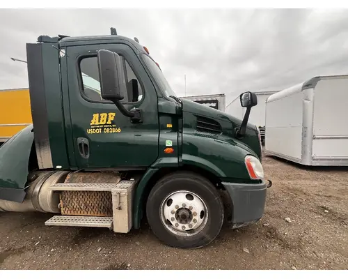 FREIGHTLINER CASCADIA Cab