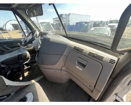 FREIGHTLINER CASCADIA Cab