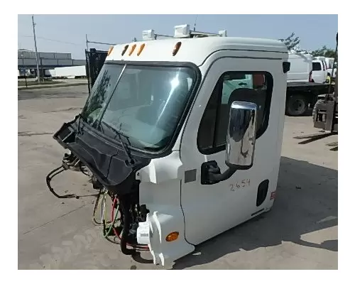 FREIGHTLINER CASCADIA Cab