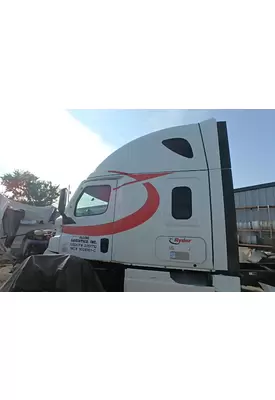 FREIGHTLINER CASCADIA Cab