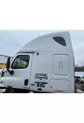 FREIGHTLINER CASCADIA Cab