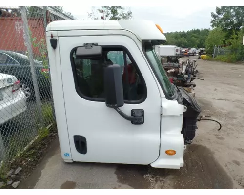 FREIGHTLINER CASCADIA Cab