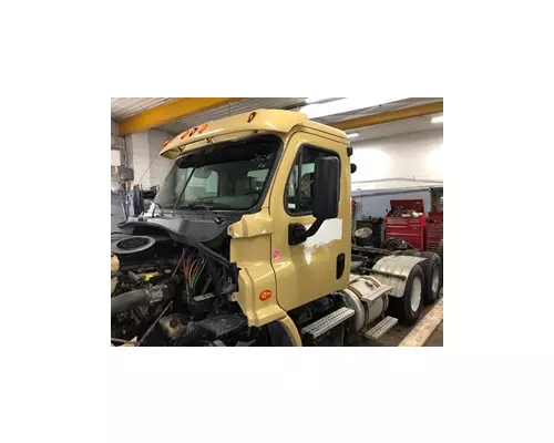 FREIGHTLINER CASCADIA Cab