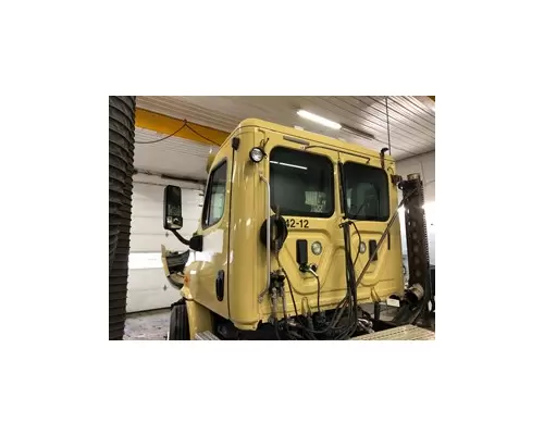 FREIGHTLINER CASCADIA Cab