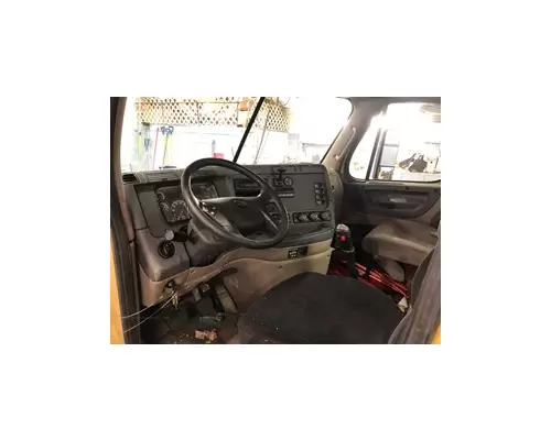 FREIGHTLINER CASCADIA Cab