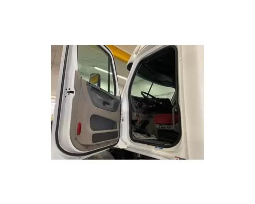FREIGHTLINER CASCADIA Cab